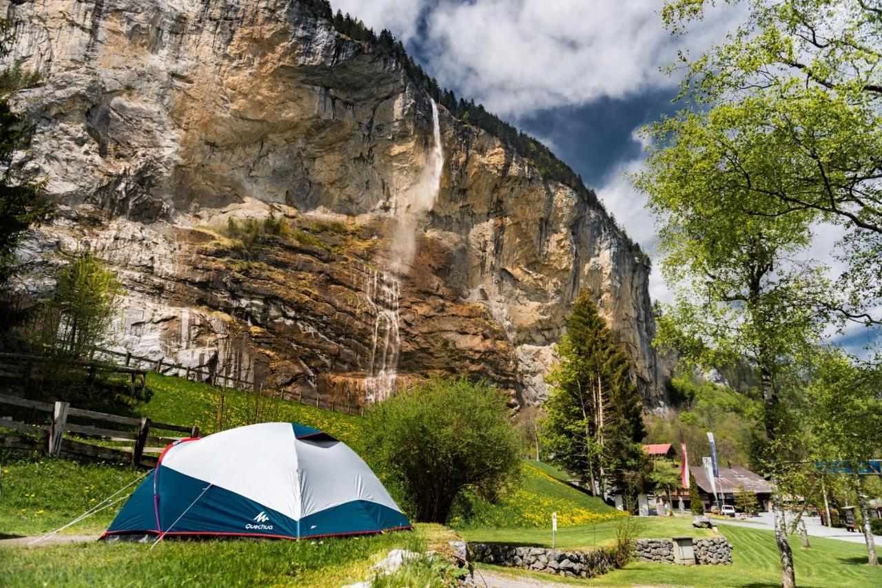 Camping Jungfrau Лаутербруннен Екстер'єр фото