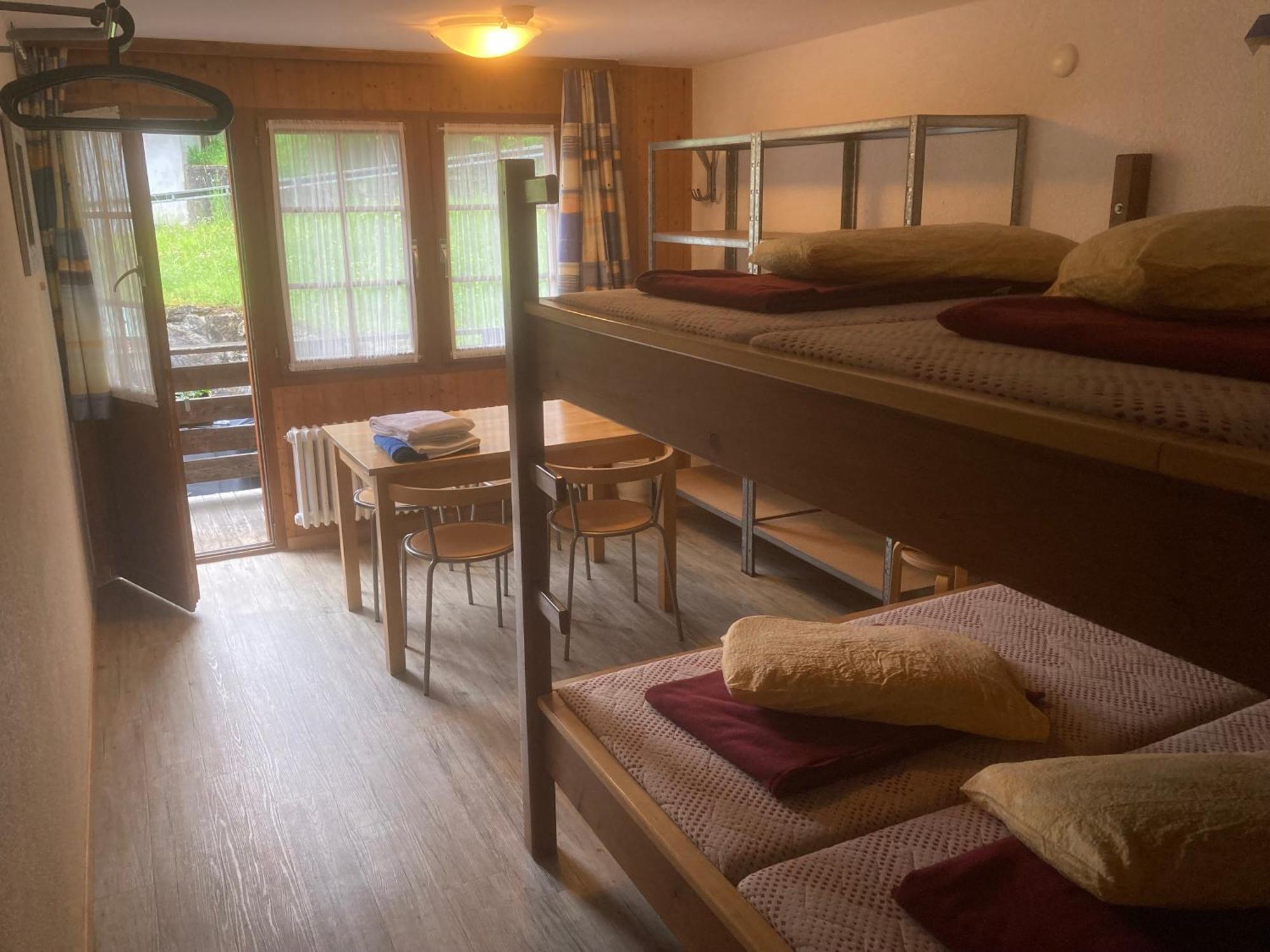 Camping Jungfrau Лаутербруннен Номер фото