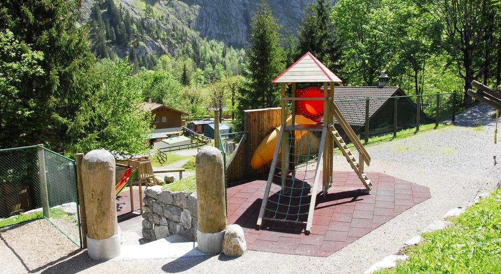 Готель Camping Jungfrau Лаутербруннен Екстер'єр фото